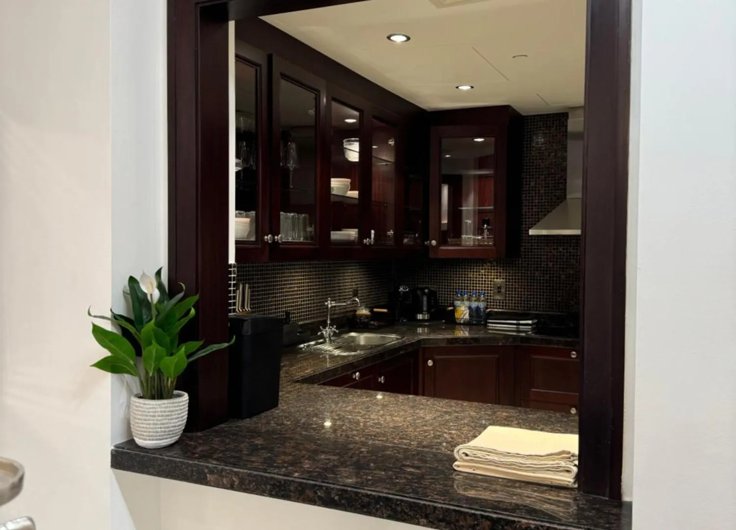 Lux Burj Khalifa Views 2Br Iconic Heart Of Dubai Direct Views The Best Location Dubai Mall Boulevard
